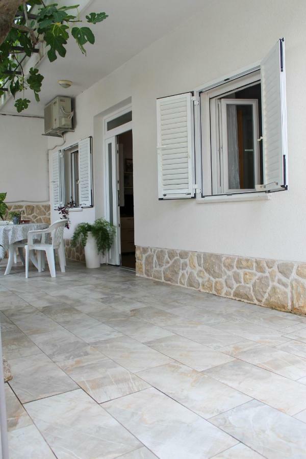 Cvita Apartment Vodice Eksteriør bilde